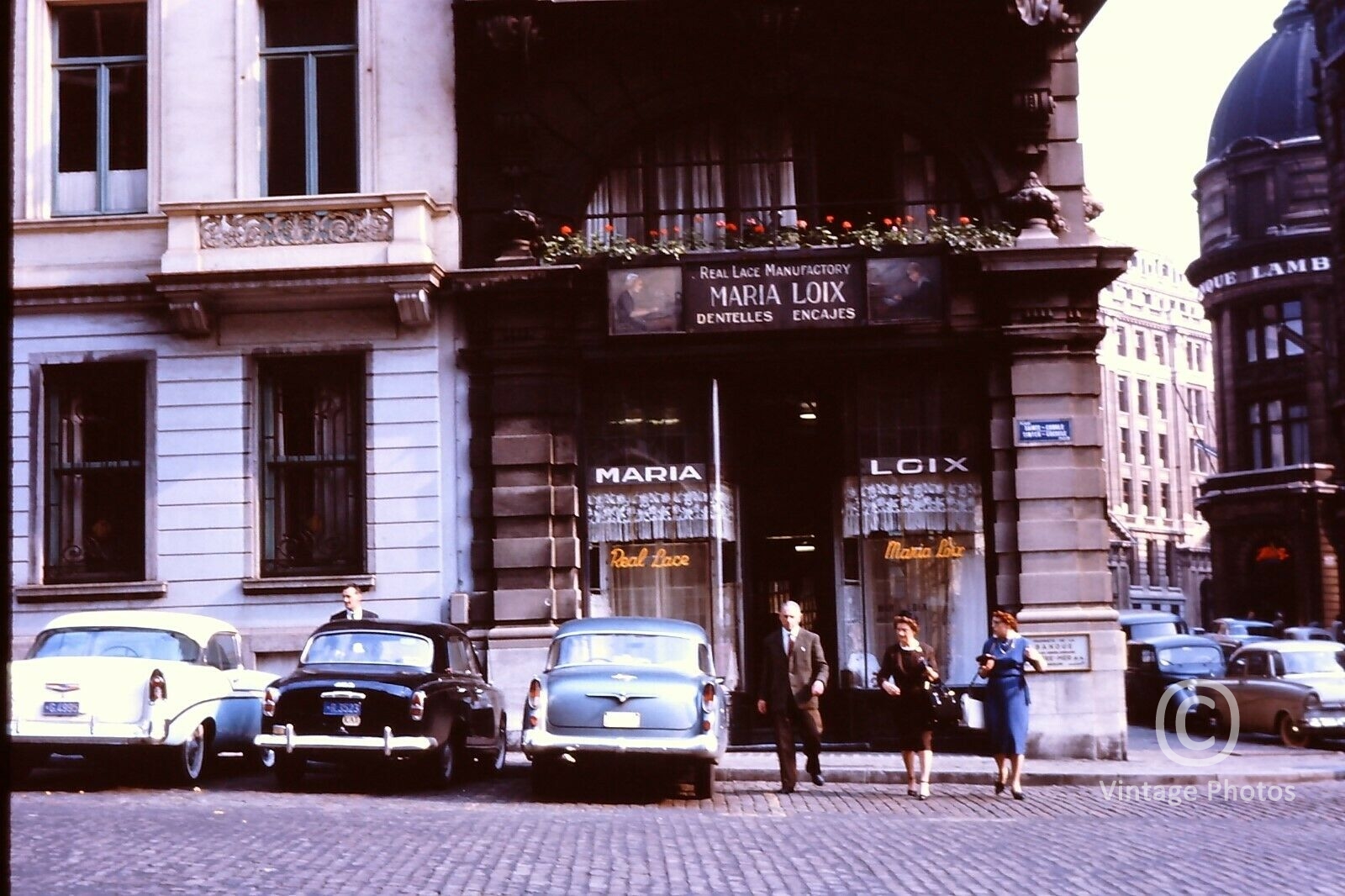 1960s Maria Loix 18 Place Ste Gudule Bruxelles